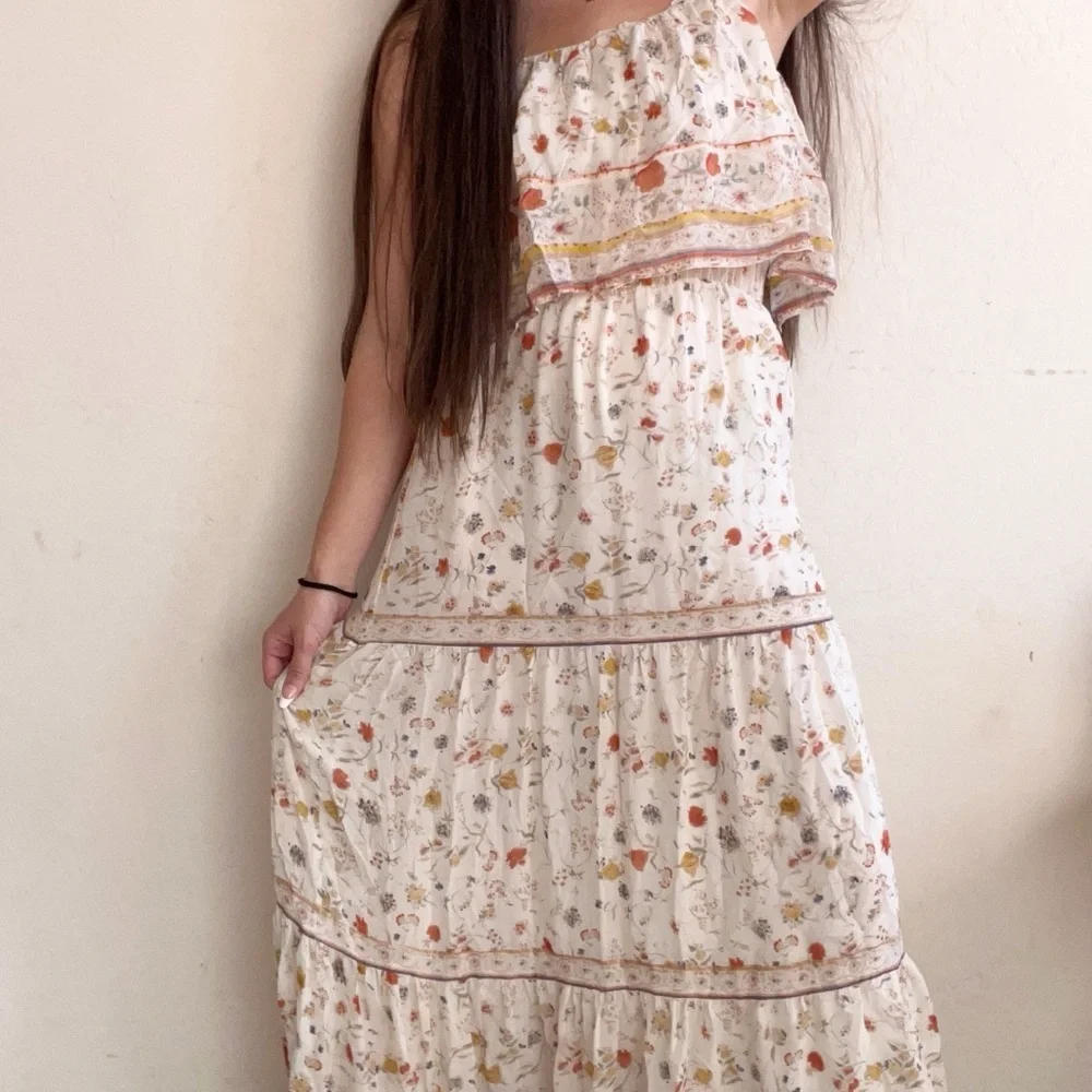 Joie Vernita Silk Maxi Dress - White Floral Pattern - Picture 4 of 13